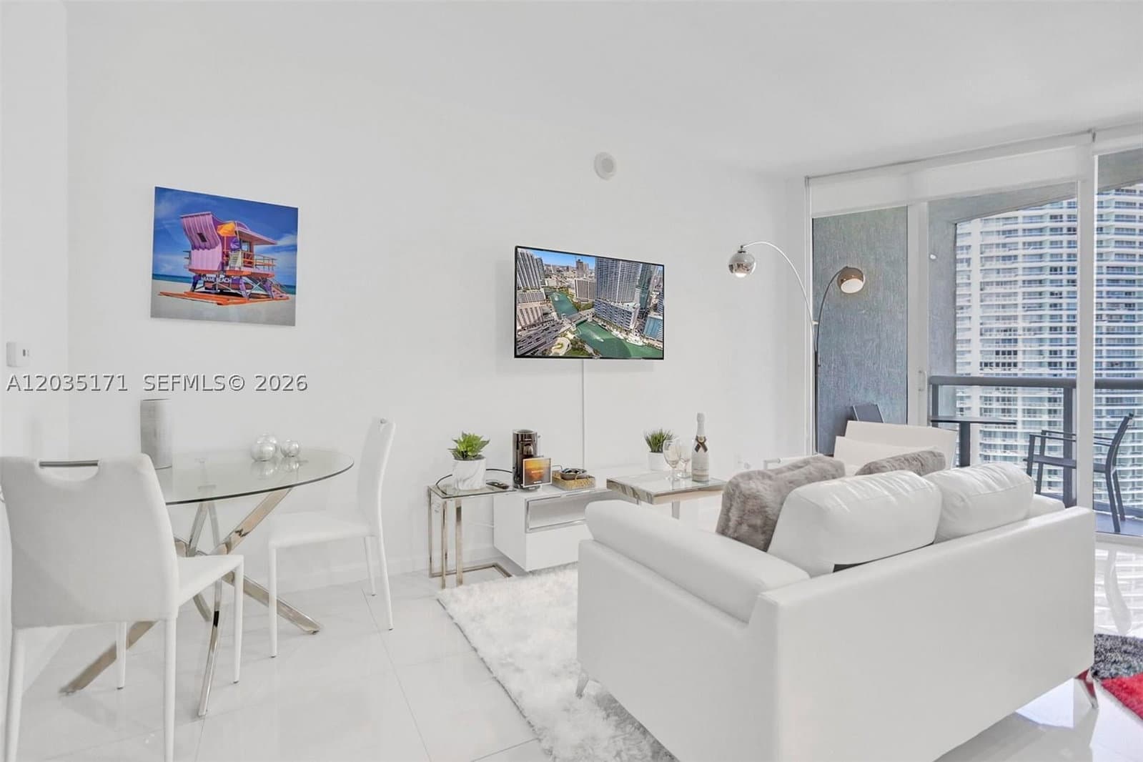 Condo — 475 Brickell Ave #3408, Miami, FL 33131