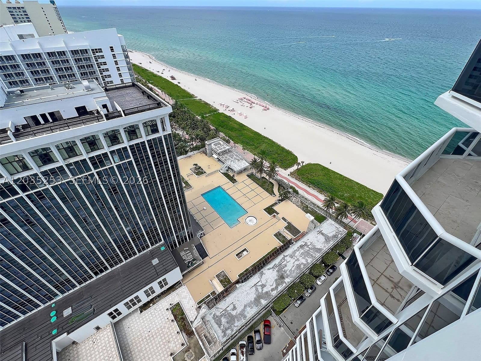 2+1 Condo — 4779 Collins Ave #2708, Miami Beach, FL 33140