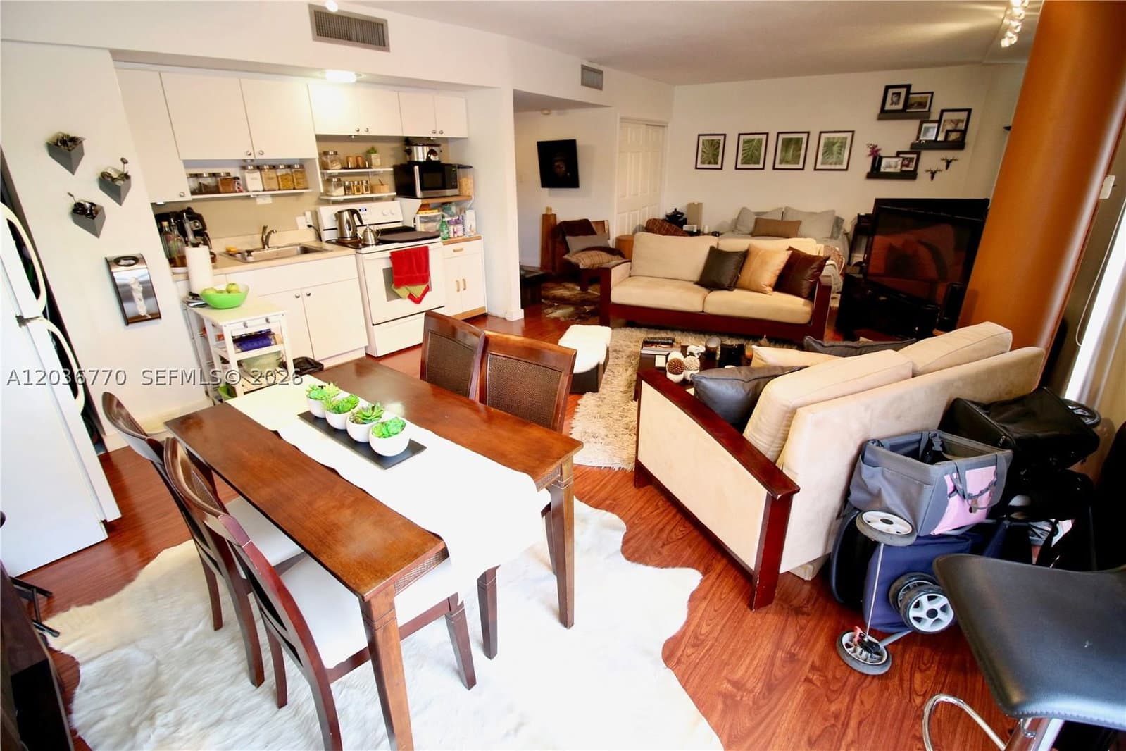 Condo — 900 Bay Dr #215, Miami Beach, FL 33141