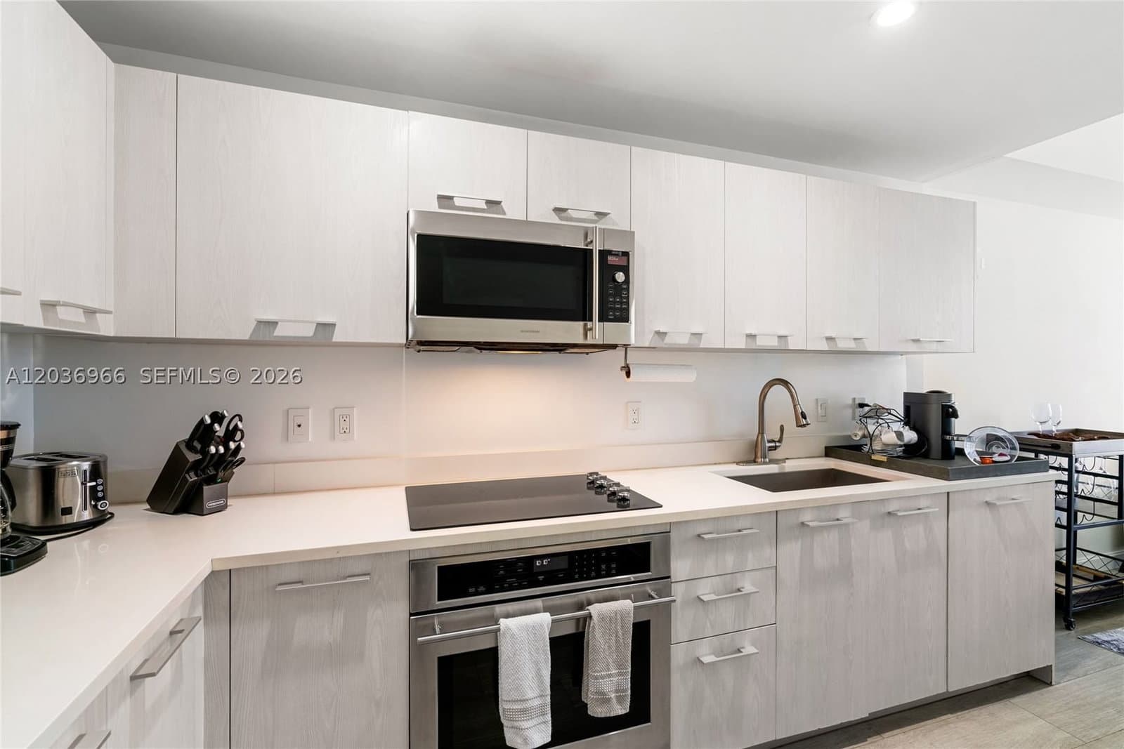 2+1 Condo — 55 9th St #1904, Miami, FL 33130