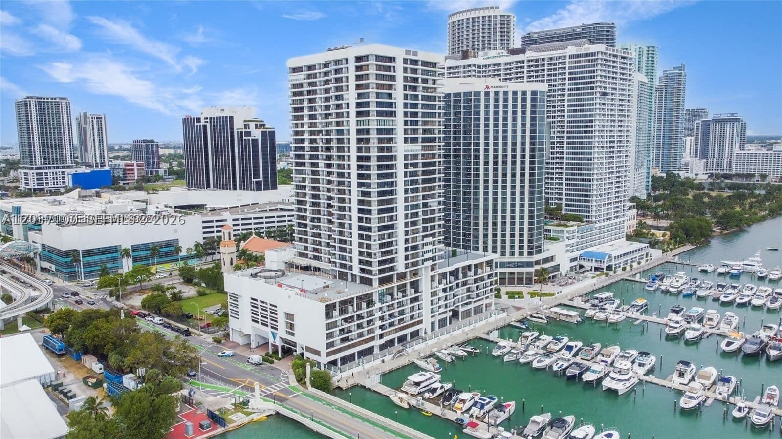 1+1 Condo — 555 15th St #17E, Miami, FL 33132