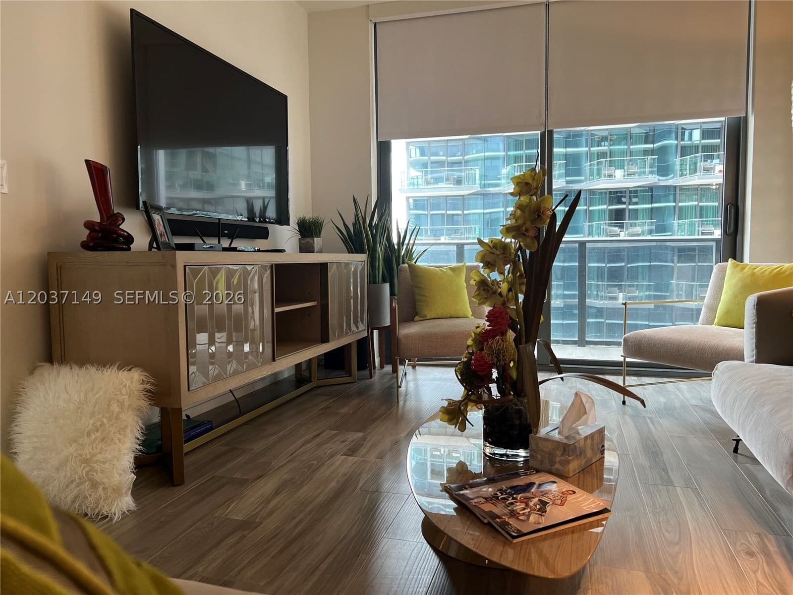 1+1 Condo — 801 Miami Ave #3608, Miami, FL 33130
