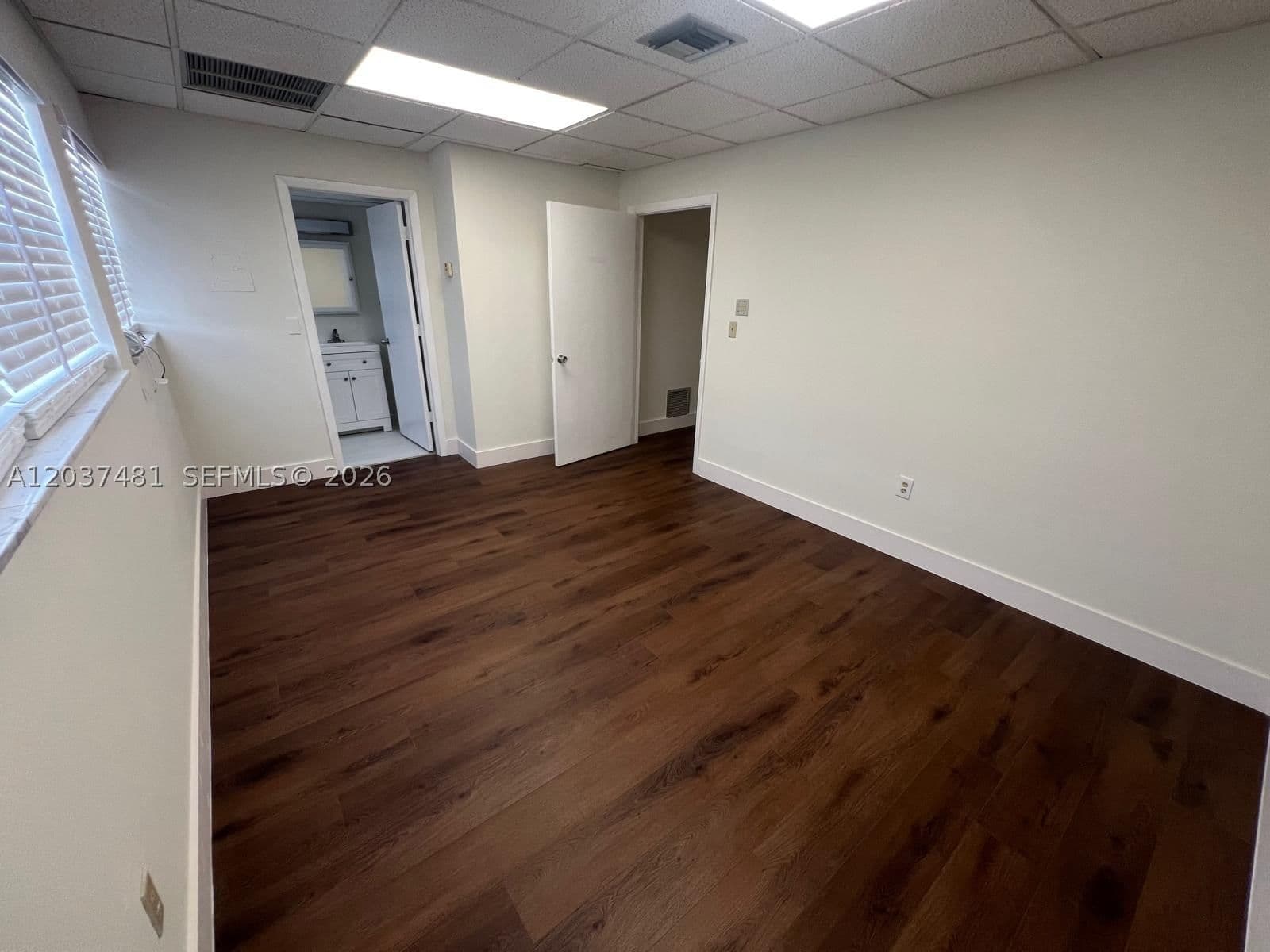 Mülk — 145 Madeira Ave #202, Coral Gables, FL 33134