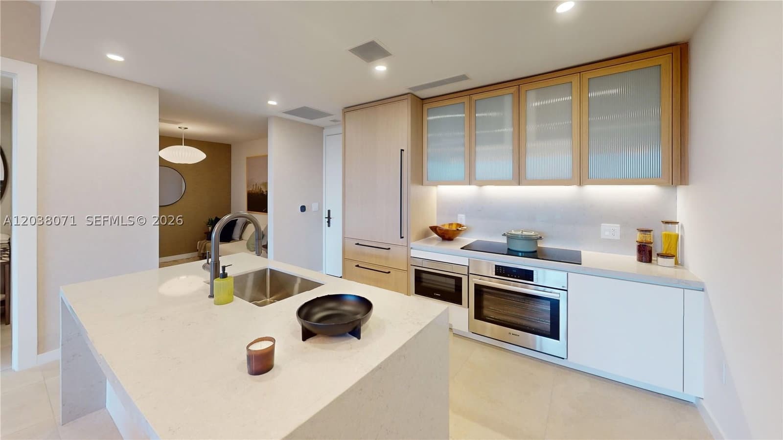 1-bedroom Condo — 2200 Brickell Ave #308, Miami, FL 33129