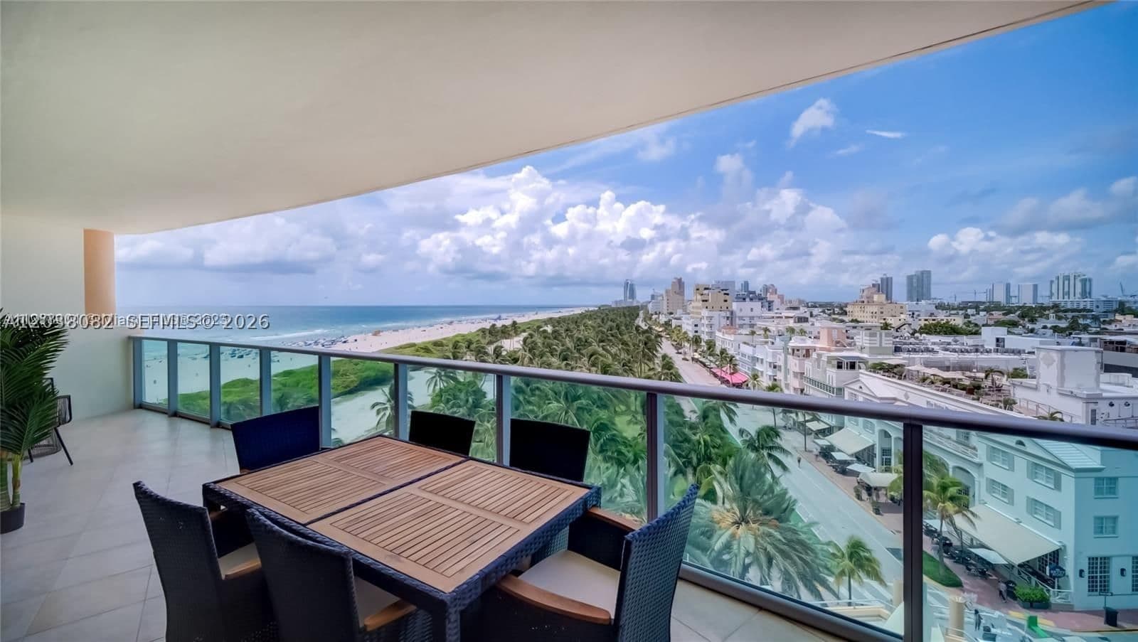 2+1 Condo — 1455 Ocean Dr #902, Miami Beach, FL 33139