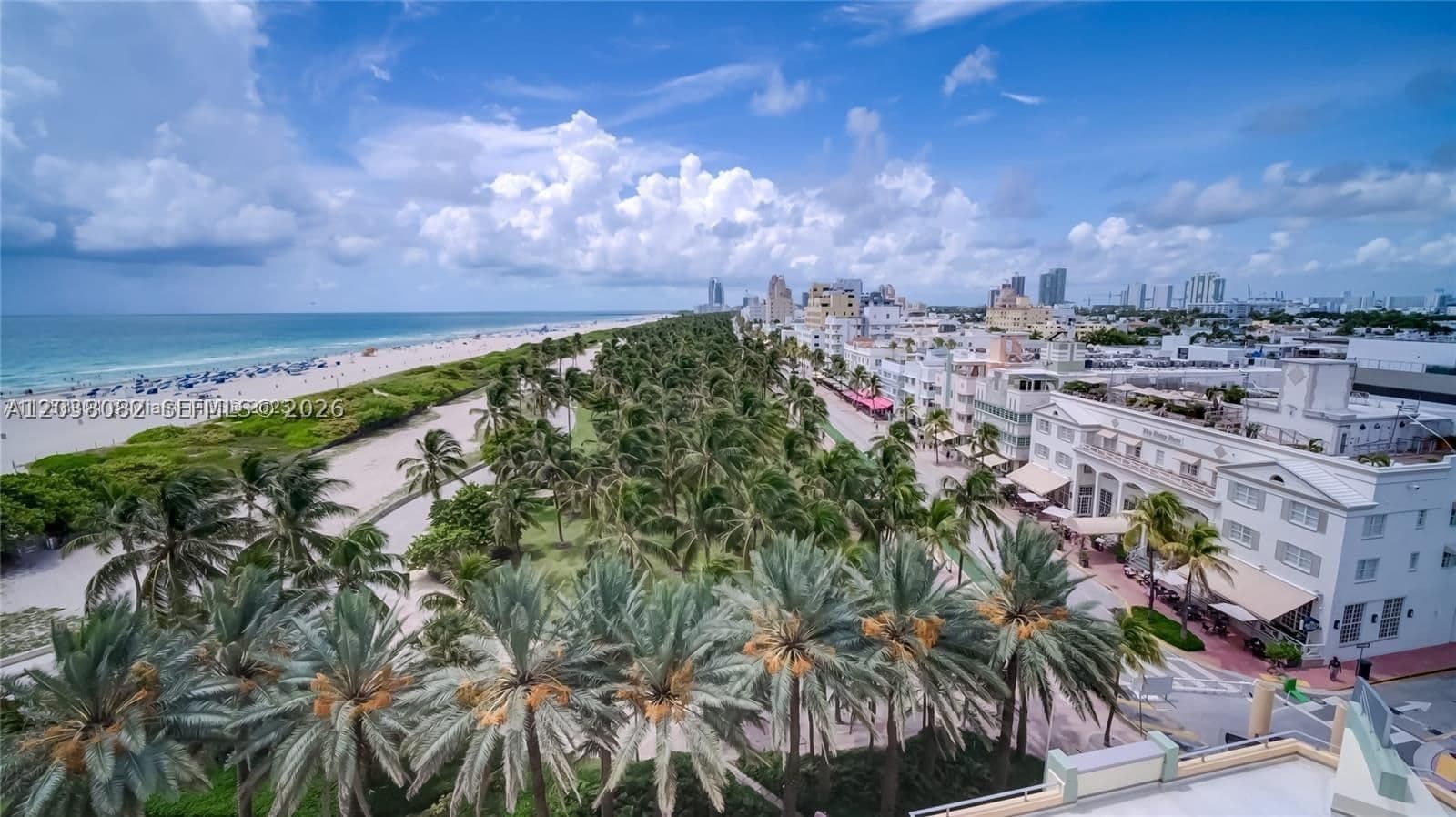 2+1 Condo — 1455 Ocean Dr #902, Miami Beach, FL 33139