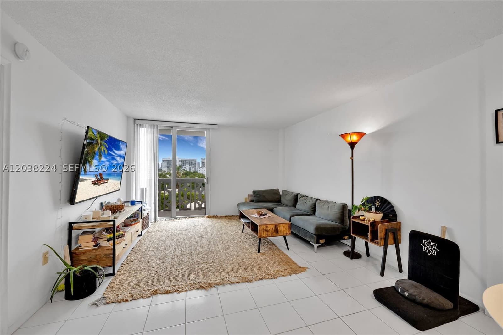 1+1 Condo — 1020 Meridian Ave #715, Miami Beach, FL 33139