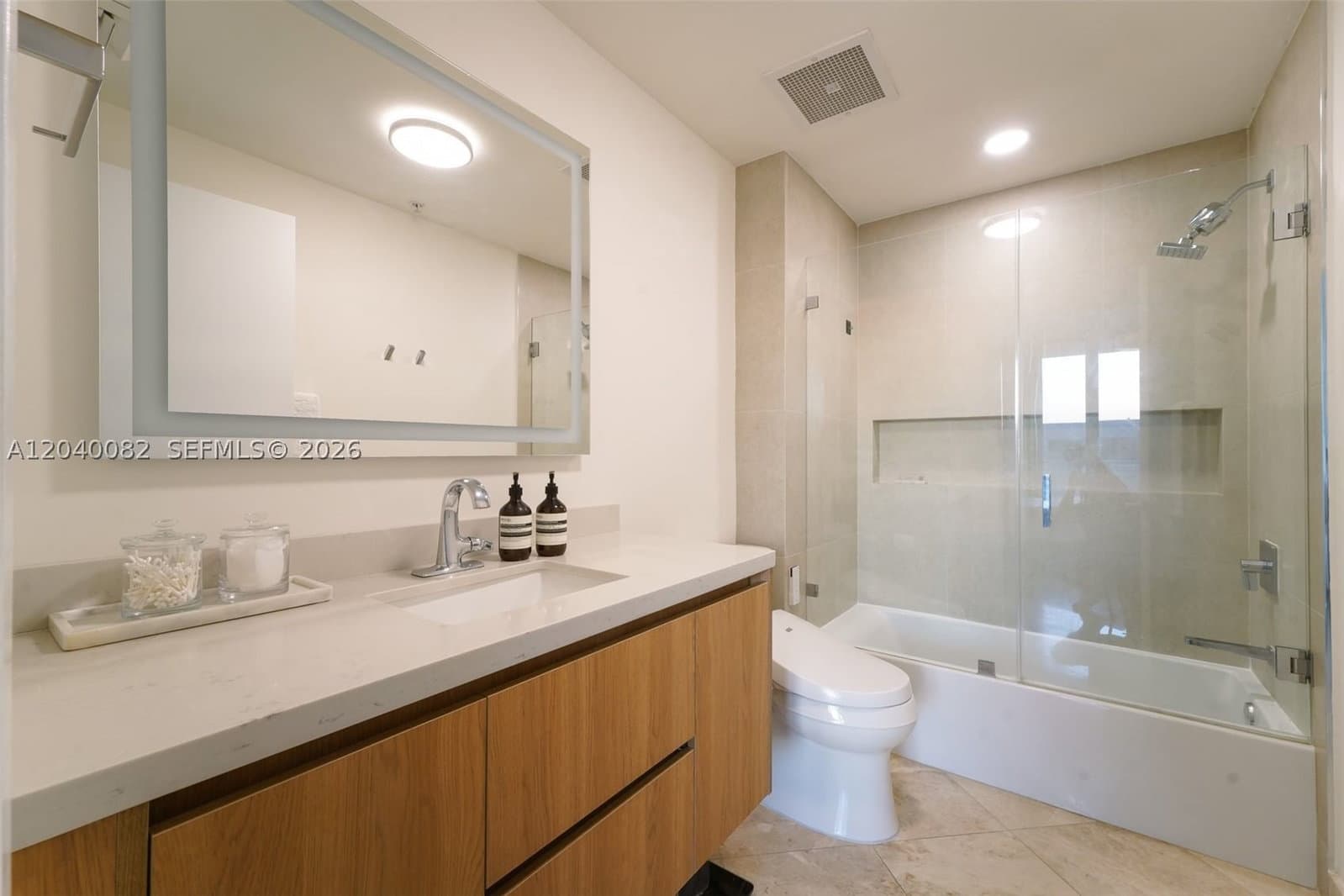 1-bedroom Condo — 3470 Coast Ave #H1109, Miami, FL 33137
