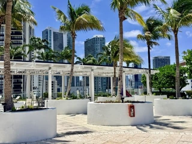 2+1 Condo — 601 36th St #803, Miami, FL 33137