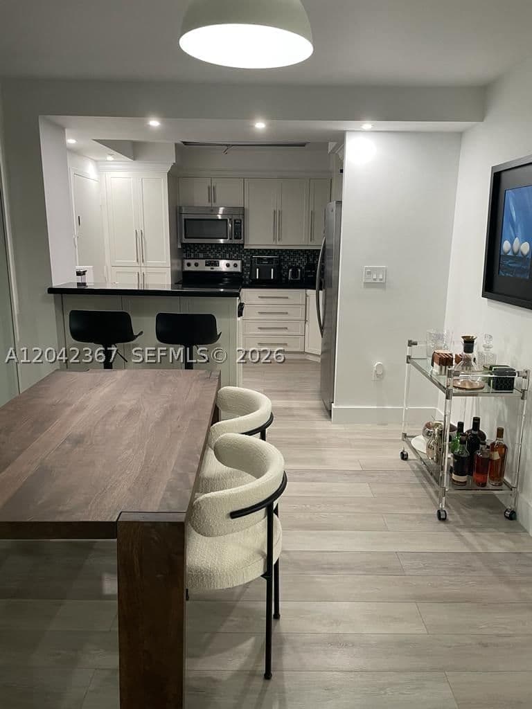 1+1 Condo — 2333 Brickell Ave #314, Miami, FL 33129