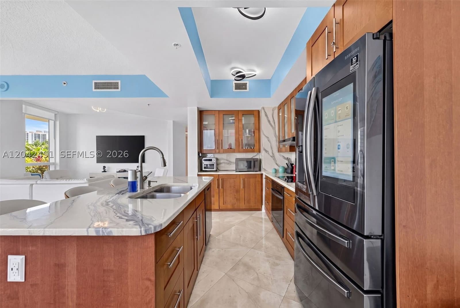 2-bedroom Condo — 480 30th St #1807, Miami, FL 33137