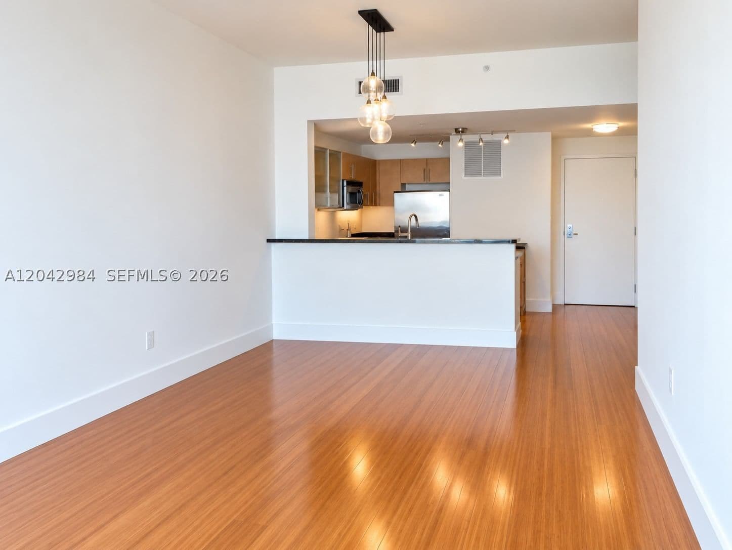 1-bedroom Condo — 725 22nd St #14E, Miami, FL 33137