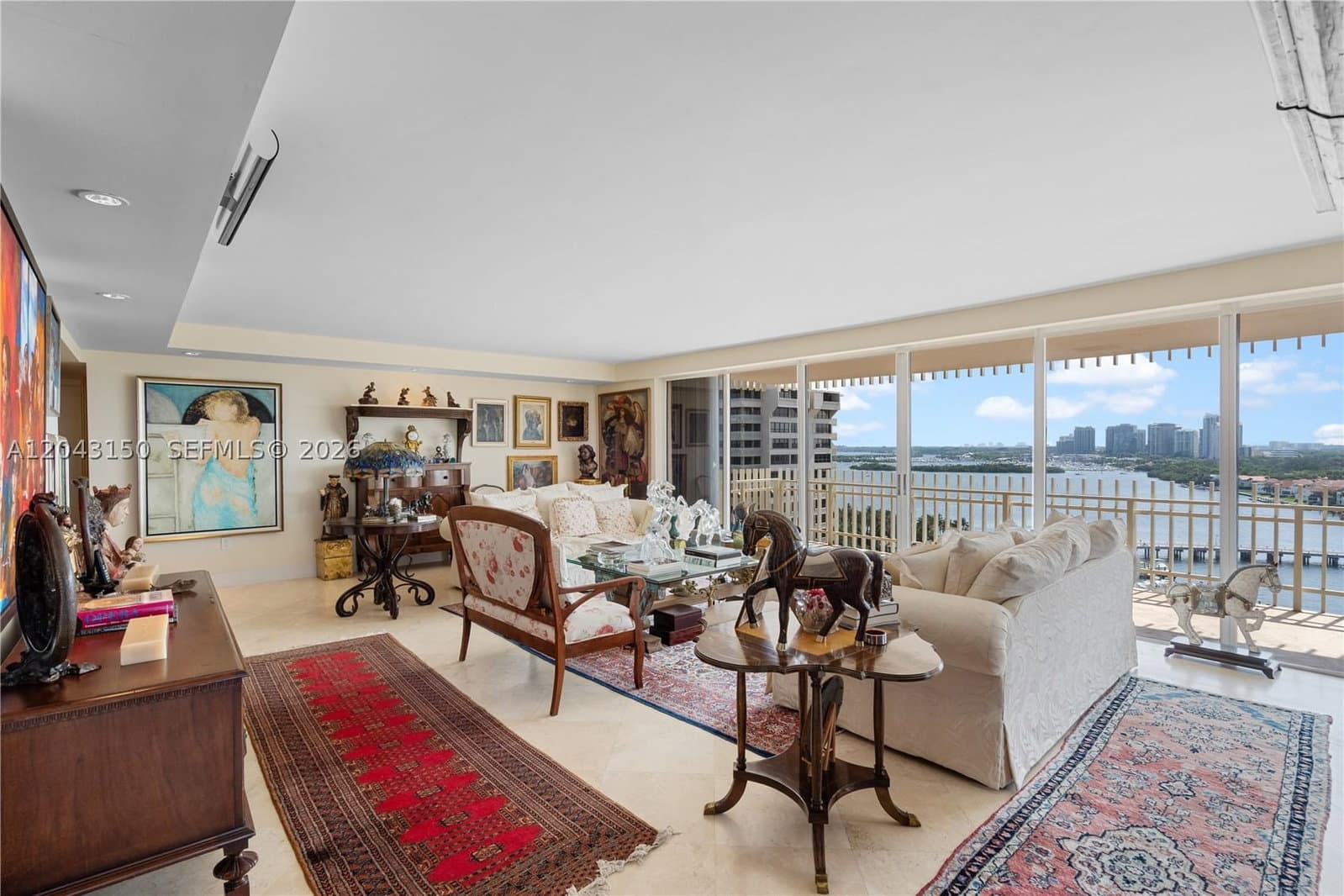 3-bedroom Condo — 3 Grove Isle Dr #C1610, Miami, FL 33133