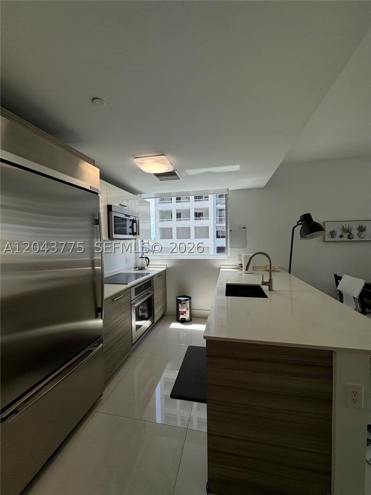 1-bedroom Condo — 1300 Brickell Bay Dr #901, Miami, FL 33131