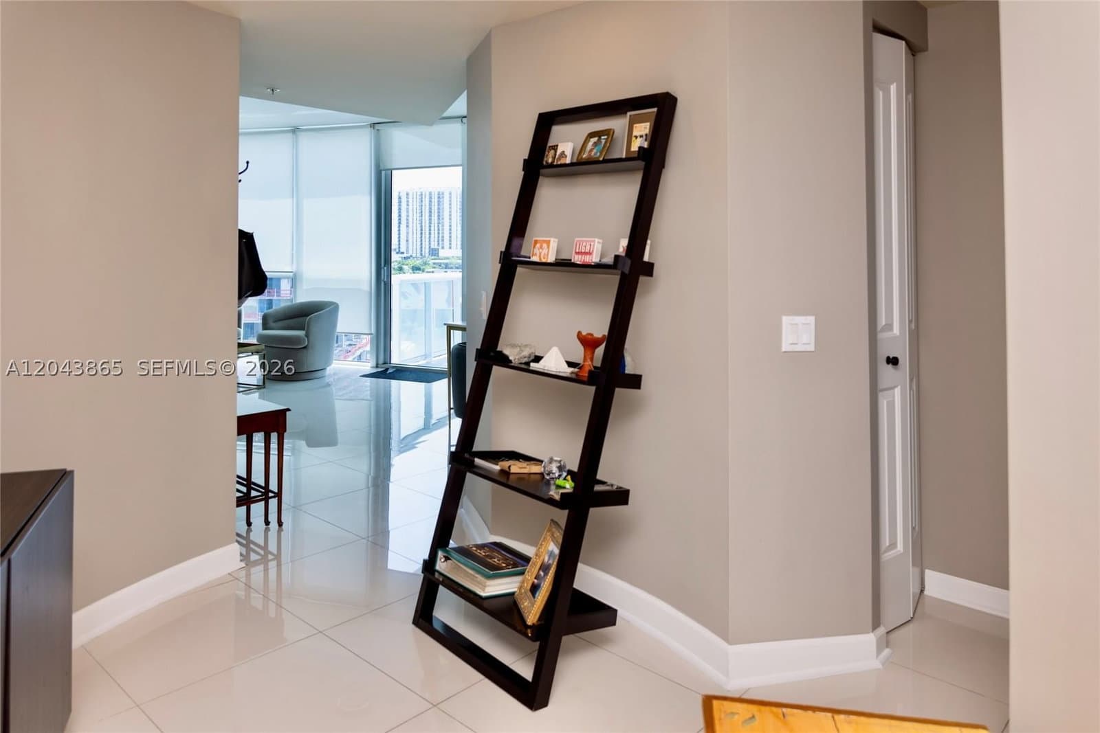 2-bedroom Condo — 480 30th St #1507, Miami, FL 33137