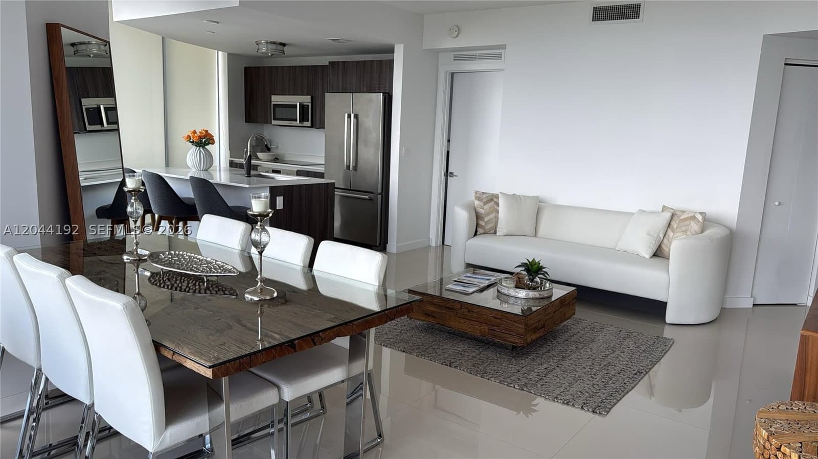 2-bedroom Condo — 488 18th St #2701, Miami, FL 33132