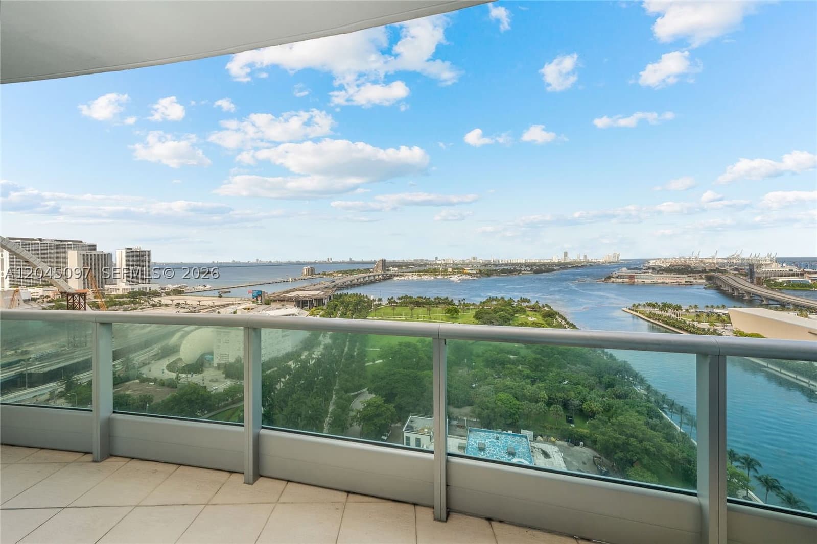 3+1 Condo — 900 Biscayne Blvd #2506, Miami, FL 33132