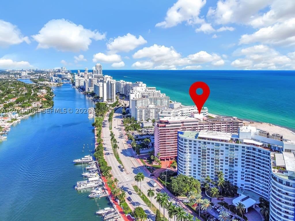 2+1 Condo — 5225 Collins Ave #1117, Miami Beach, FL 33140
