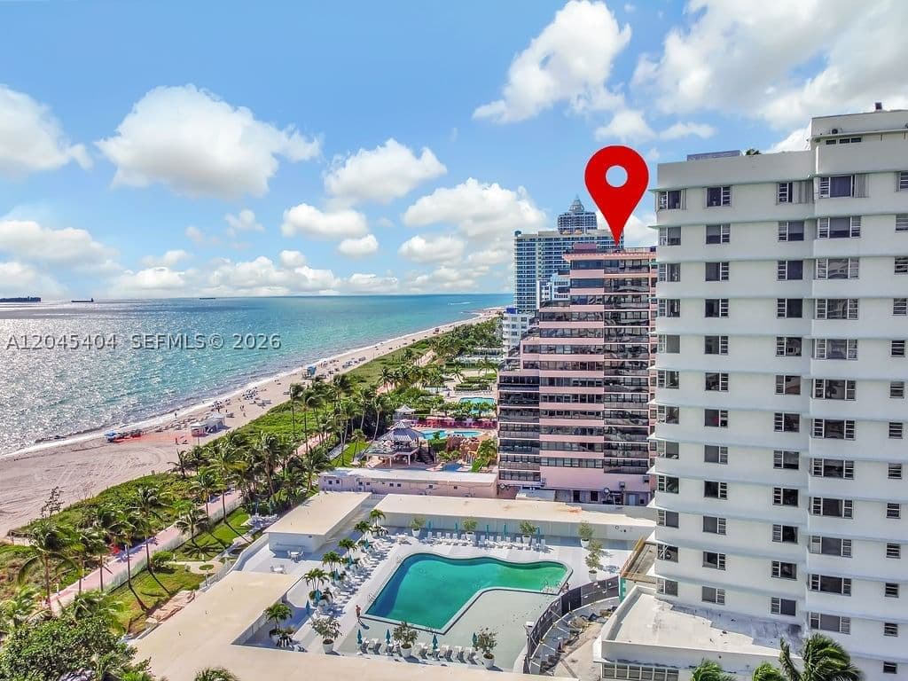 2+1 Condo — 5225 Collins Ave #1117, Miami Beach, FL 33140