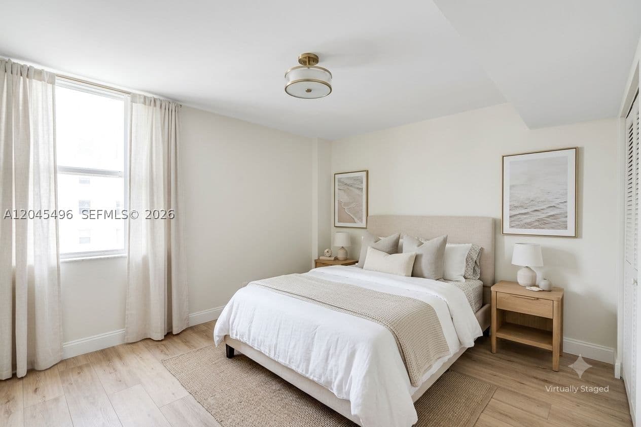 2-bedroom Condo — 899 West Ave #3M, Miami Beach, FL 33139