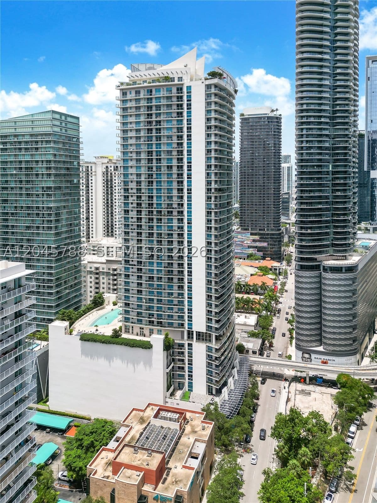 2-bedroom Condo — 1100 Miami Ave #1607, Miami, FL 33130