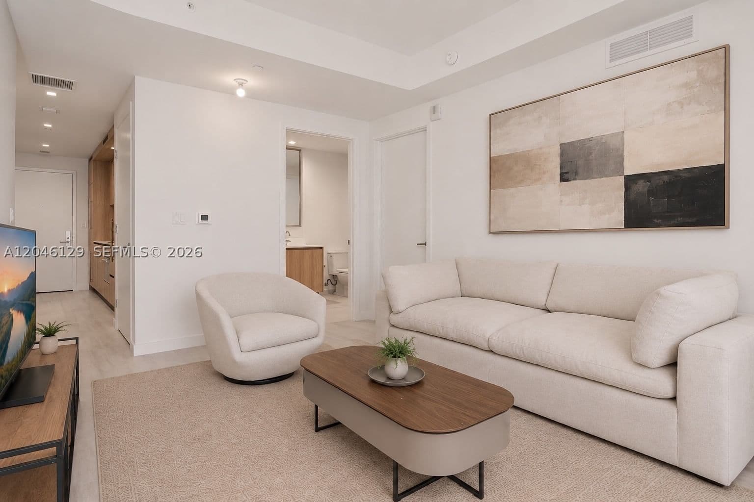 1+1 Condo — 77 5th St. #1905, Miami, FL 33131