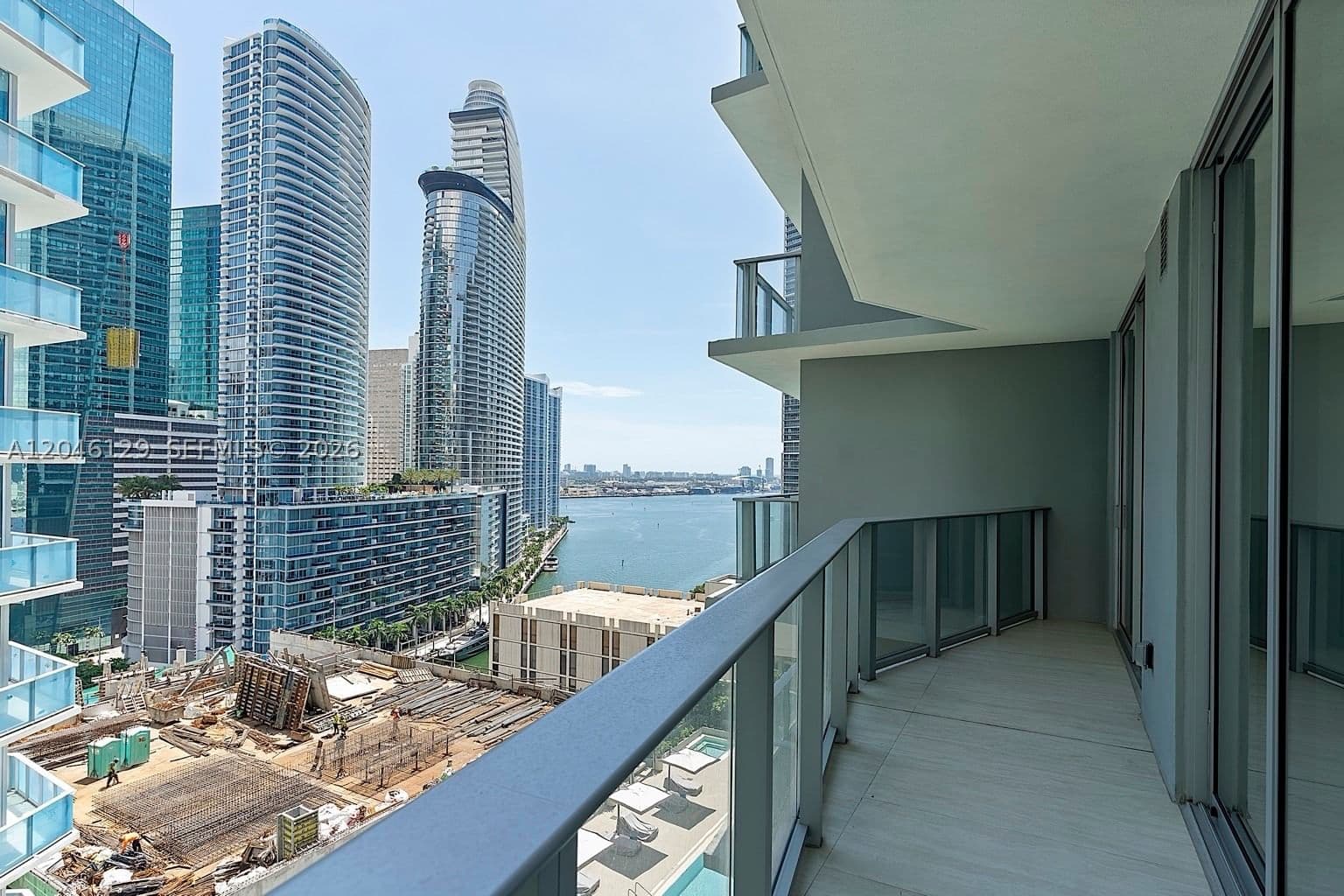 1+1 Condo — 77 5th St. #1905, Miami, FL 33131