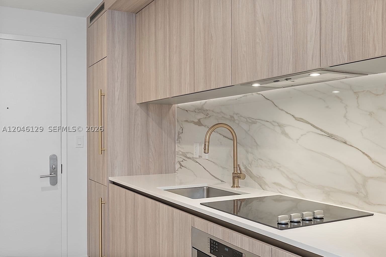 1+1 Condo — 77 5th St. #1905, Miami, FL 33131