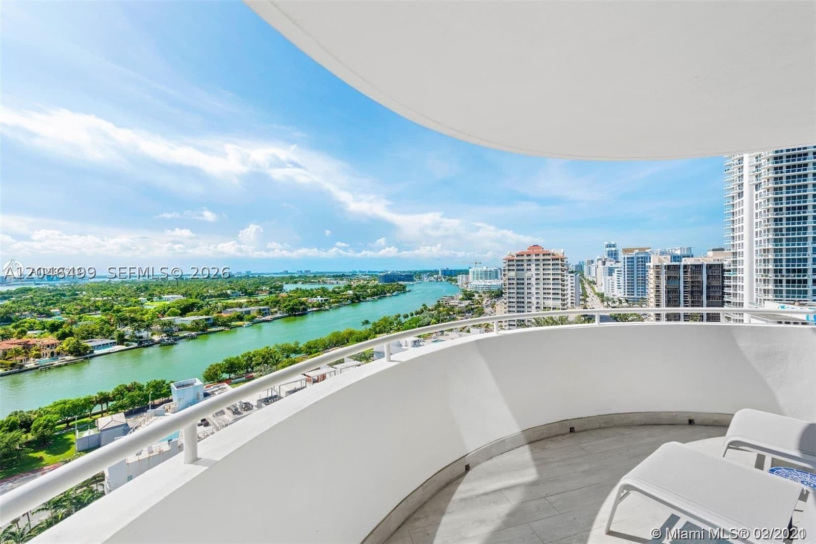 2+1 Condo — 6301 Collins Ave #807, Miami Beach, FL 33141