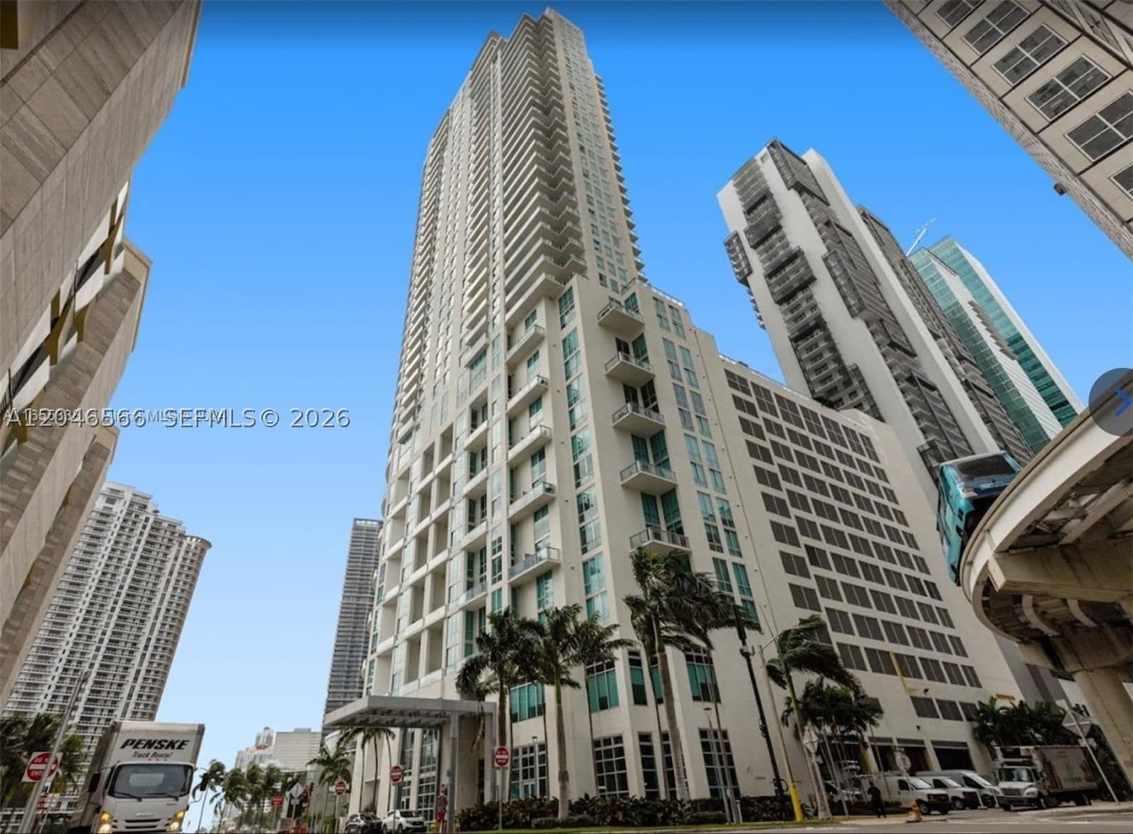 1+1 Condo — 300 Biscayne Blvd #T-2603, Miami, FL 33131