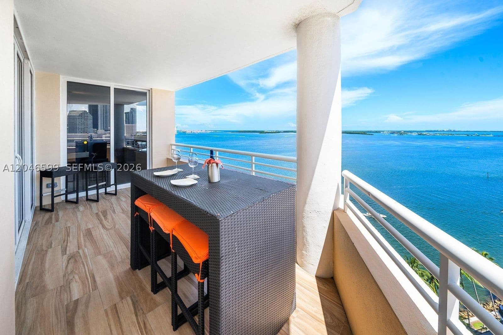2+1 Condo — 808 Brickell Key Dr #1808, Miami, FL 33131