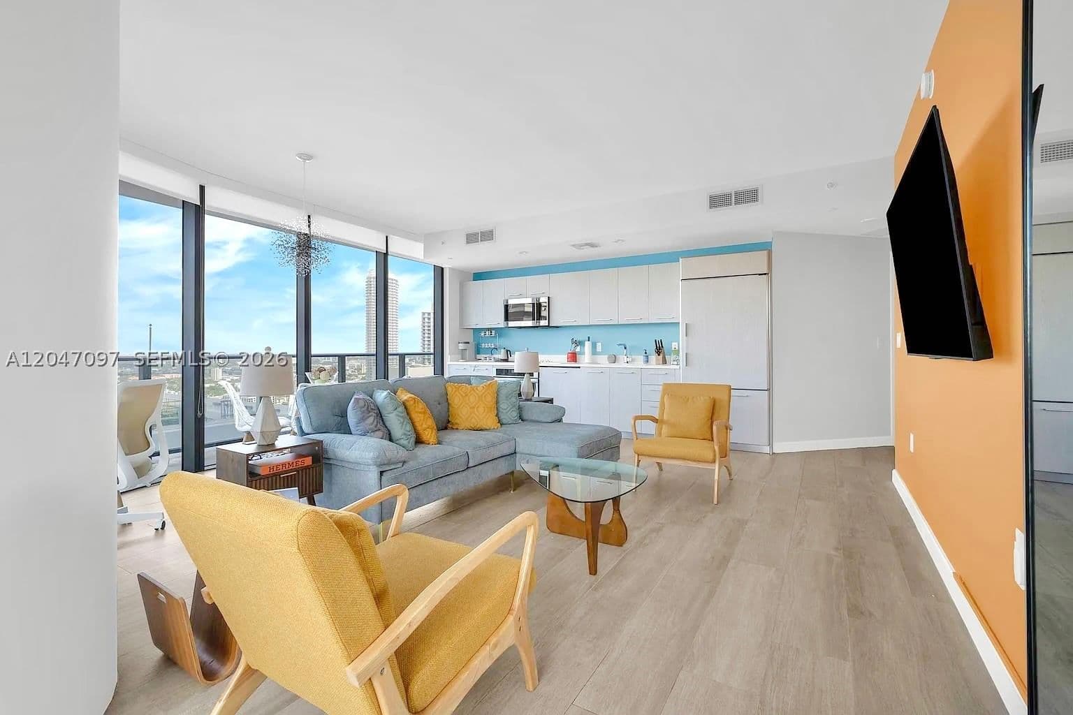 2+1 Condo — 55 9th St #3306, Miami, FL 33130