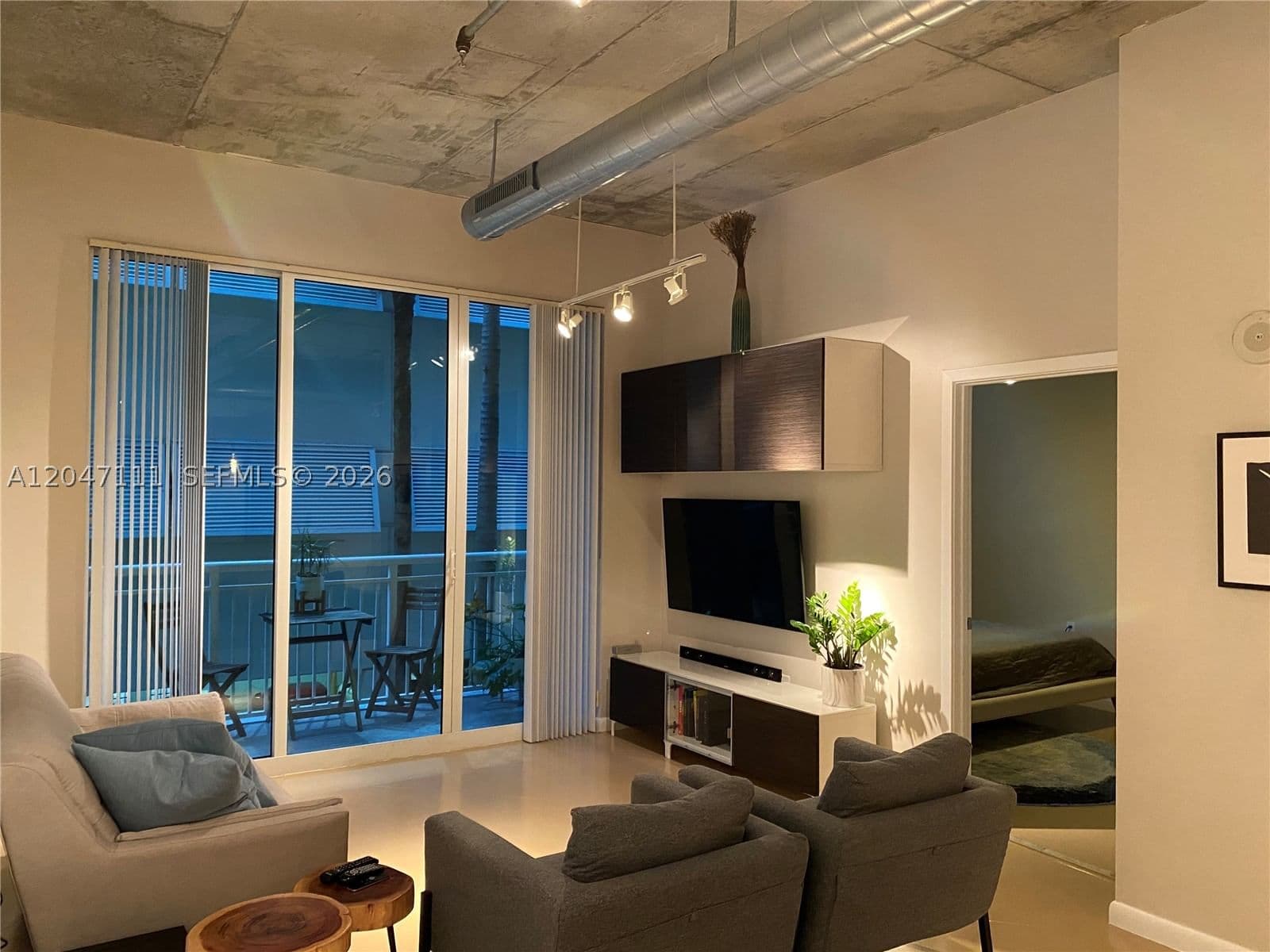 1+1 Condo — 2001 Biscayne Blvd #3203, Miami, FL 33137