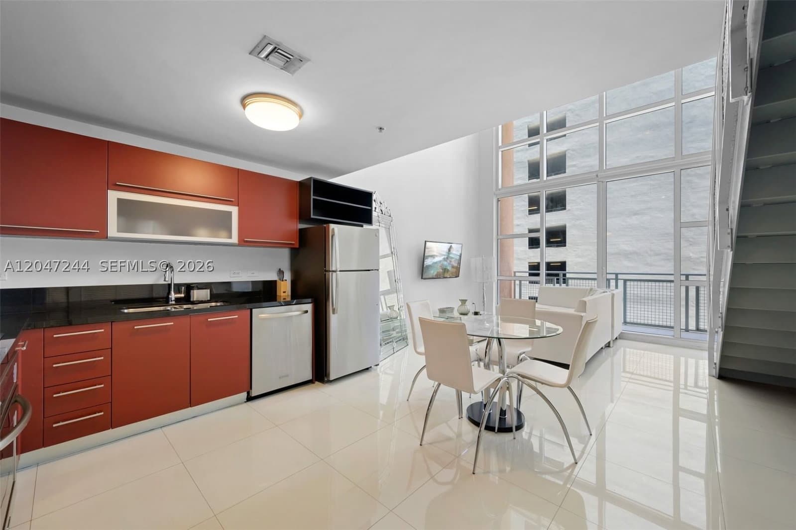 1+1 Condo — 244 Biscayne Blvd #451, Miami, FL 33132