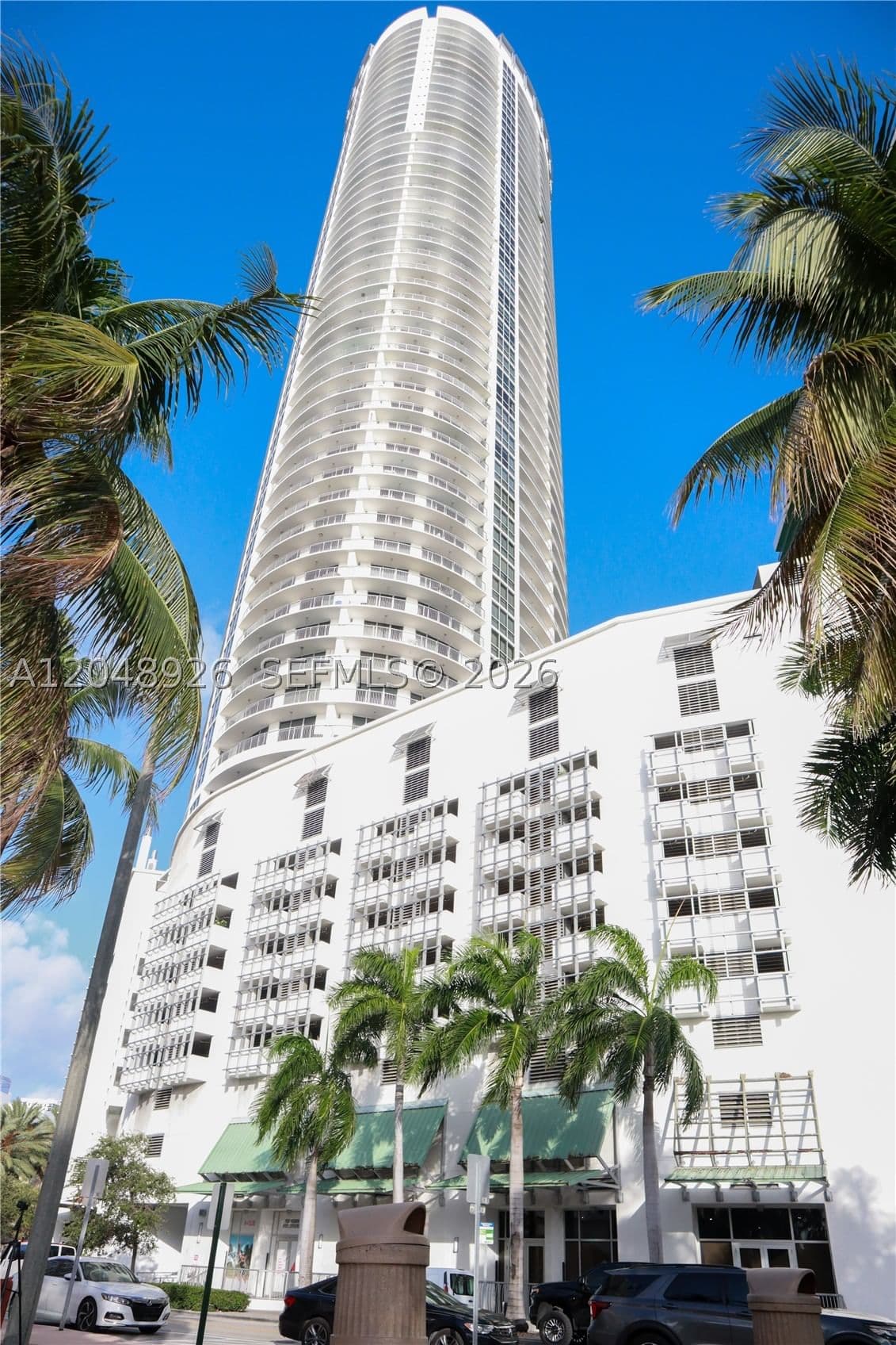 1+1 Condo — 1750 Bayshore Dr #3611, Miami, FL 33132