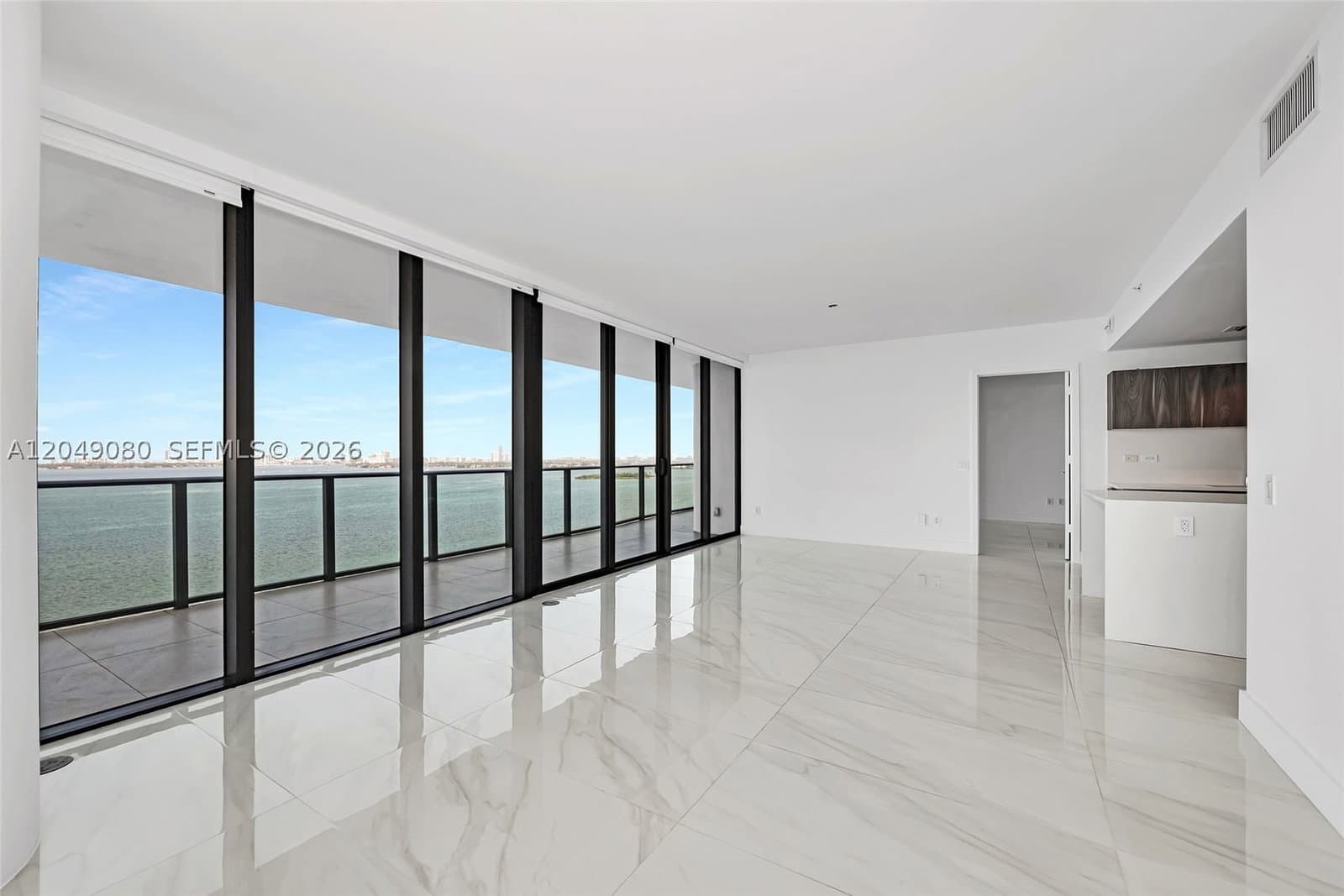 3-bedroom Condo — 3131 7th Ave #1806, Miami, FL 33137