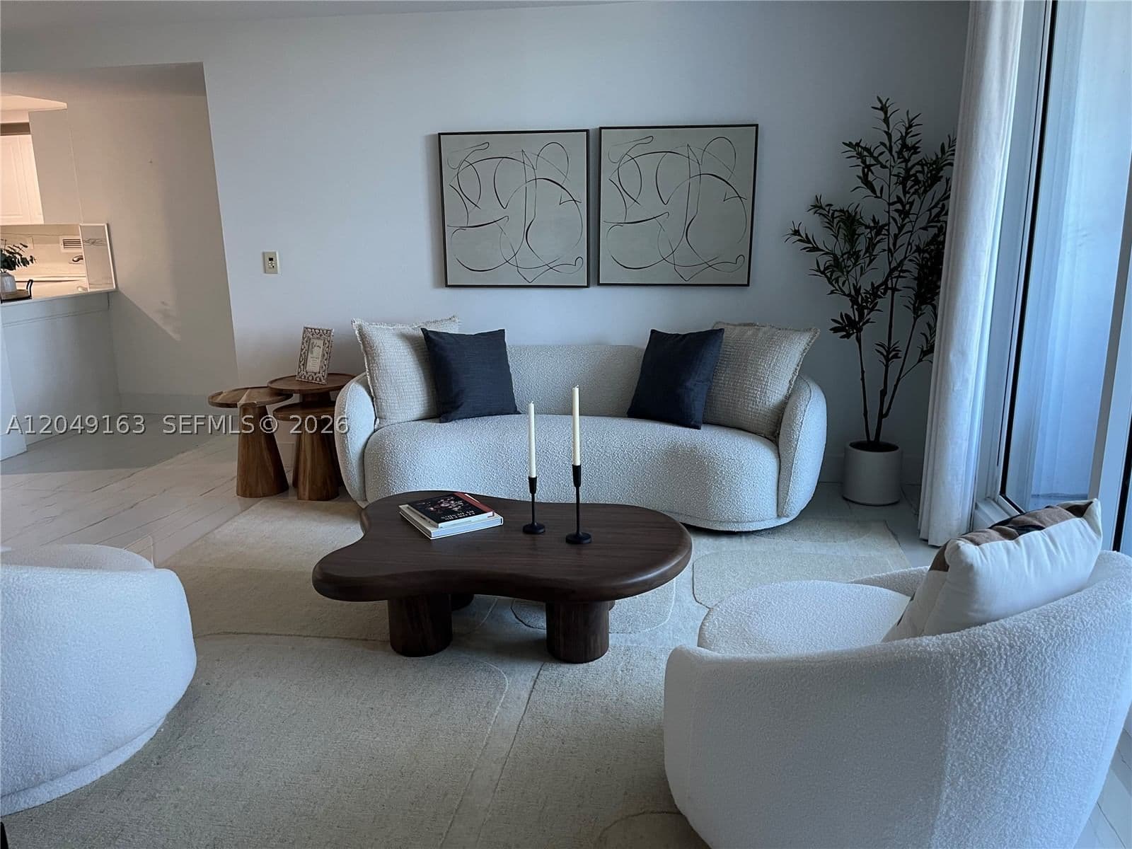 2-bedroom Condo — 2301 Collins Ave #326, Miami Beach, FL 33139