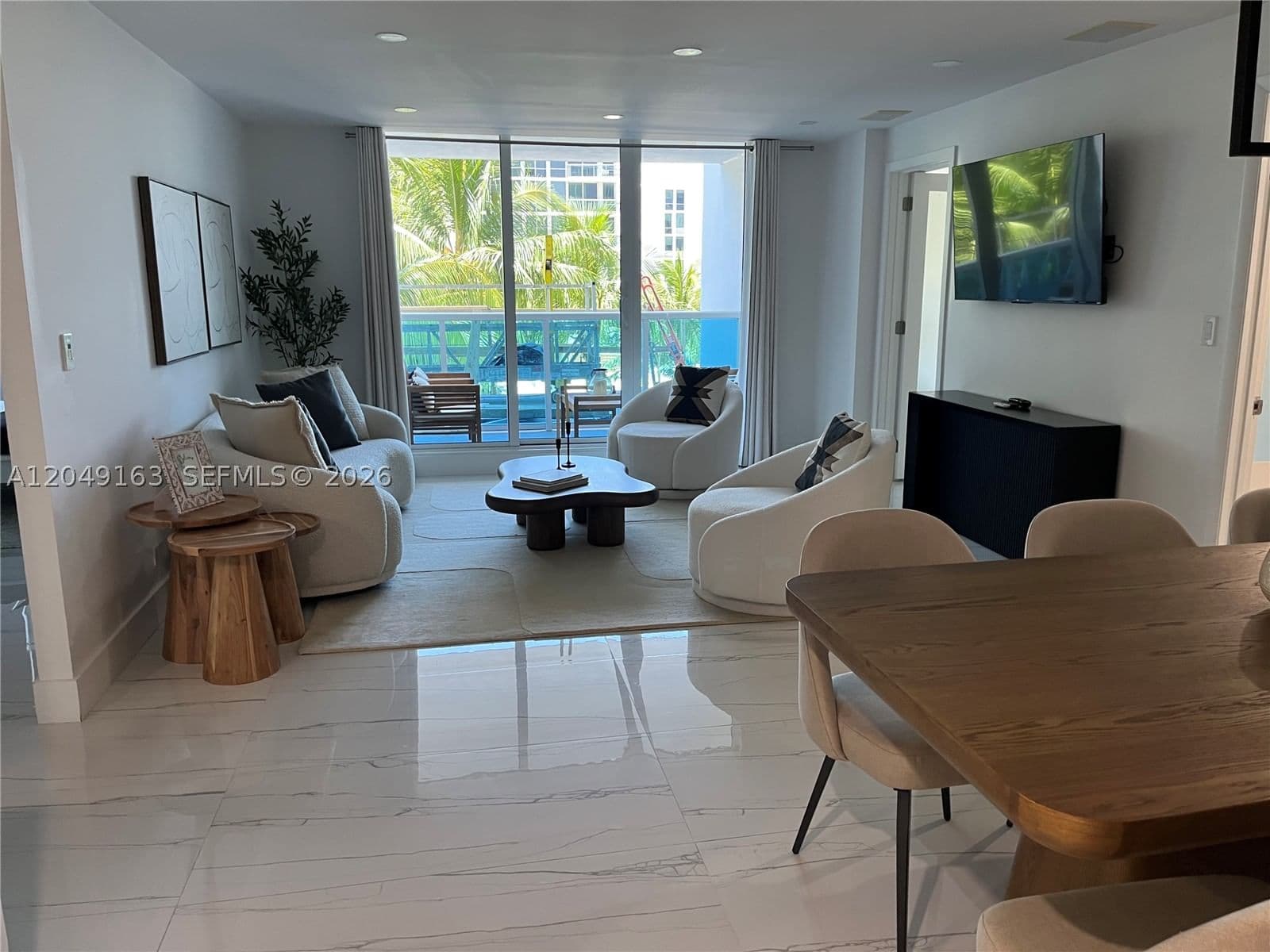 2-bedroom Condo — 2301 Collins Ave #326, Miami Beach, FL 33139