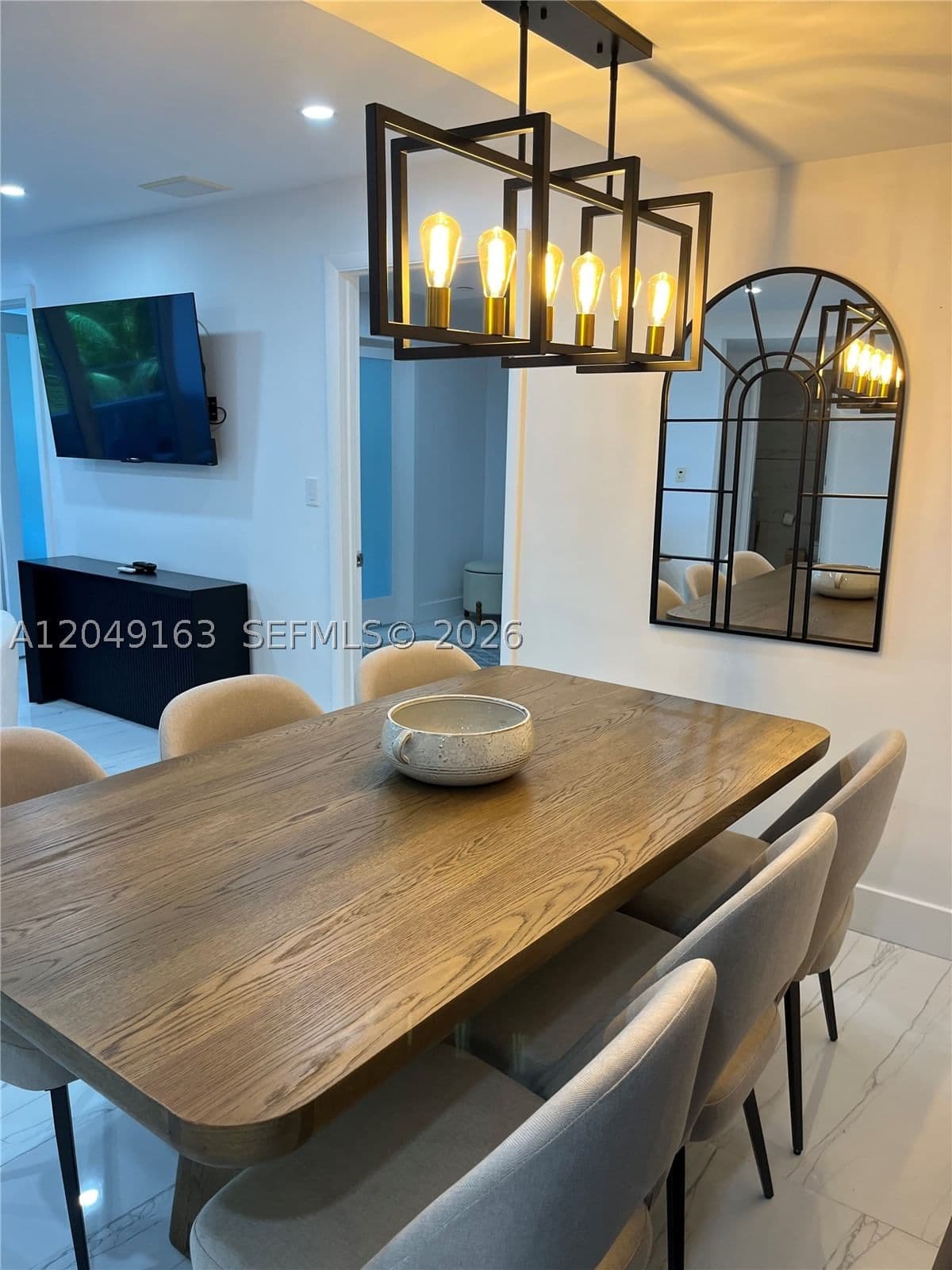 2-bedroom Condo — 2301 Collins Ave #326, Miami Beach, FL 33139