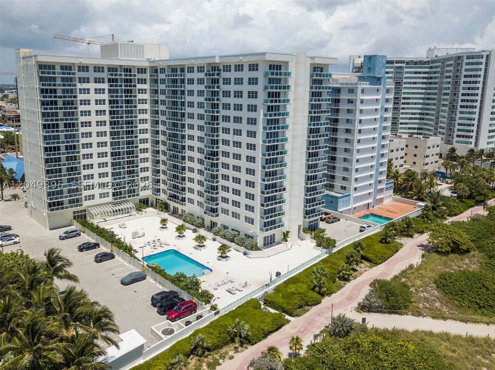 1+1 Condo — 6917 Collins Ave #1512, Miami Beach, FL 33141