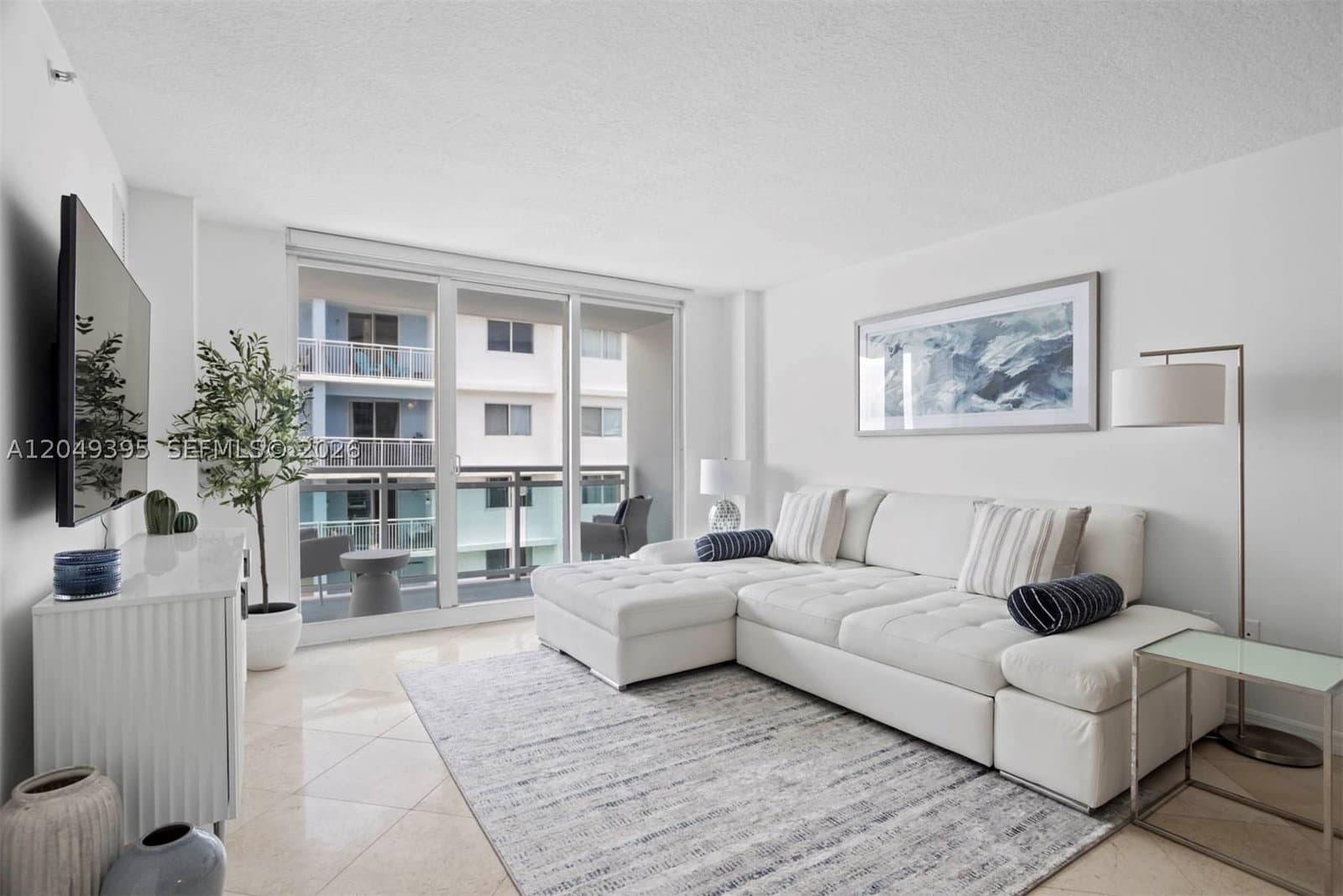 1+1 Condo — 6917 Collins Ave #1512, Miami Beach, FL 33141