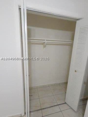 3+1 Müstakil ev — 3062 60th St, Miami, FL 33142
