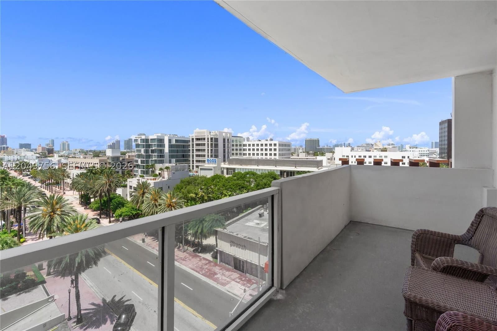 2+1 Condo — 100 Lincoln Rd #811, Miami Beach, FL 33139