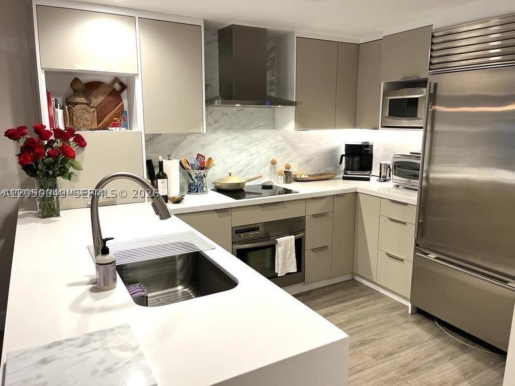 1+1 Condo — 3540 Main Hwy #204, Miami, FL 33133