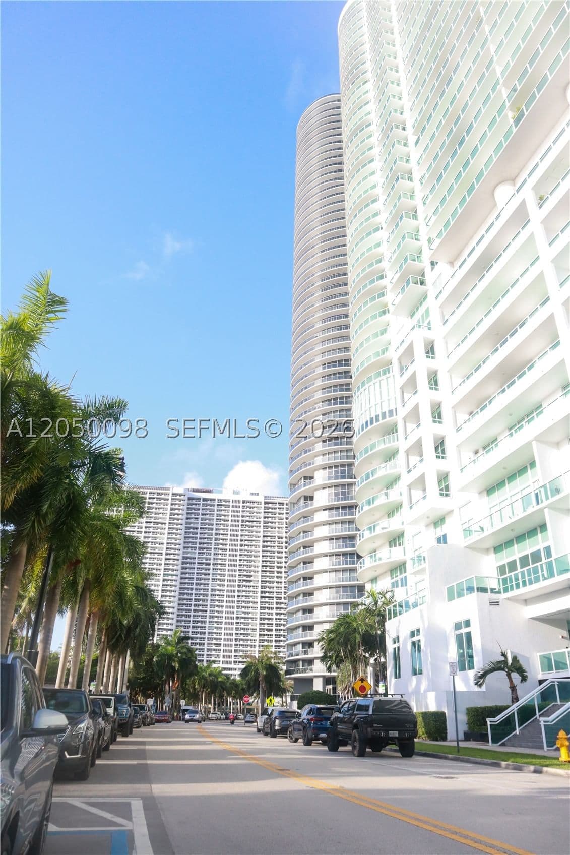 1+1 Condo — 1750 Bayshore Dr #3411, Miami, FL 33132