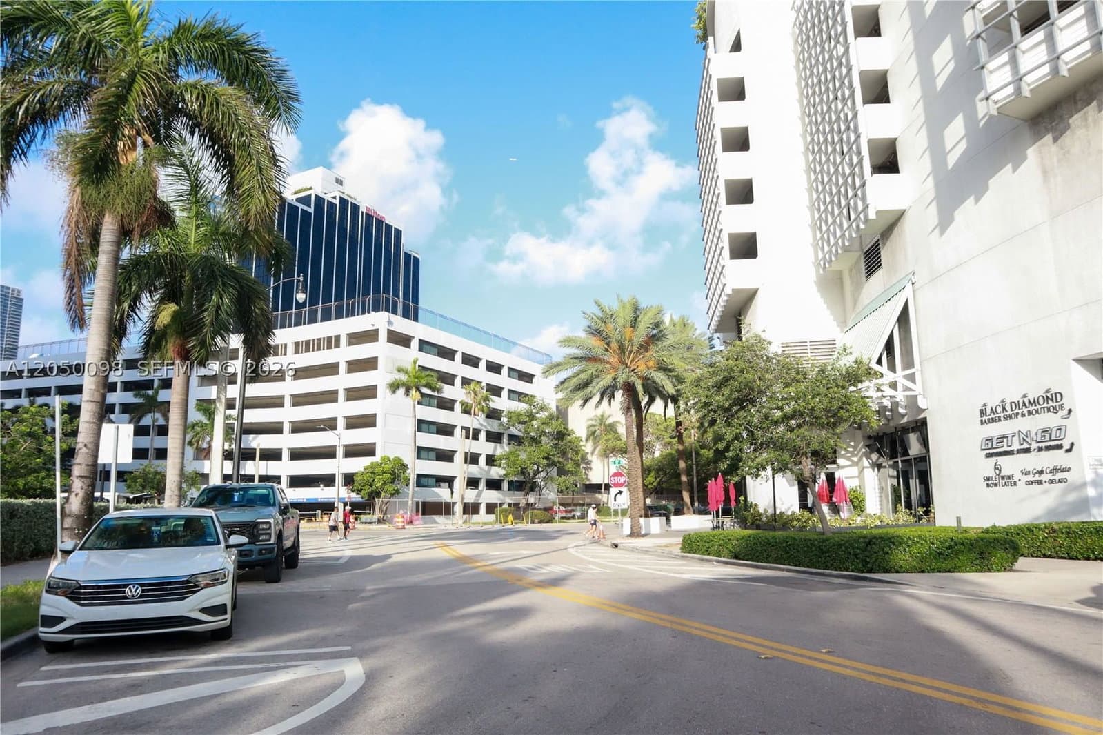 1+1 Condo — 1750 Bayshore Dr #3411, Miami, FL 33132
