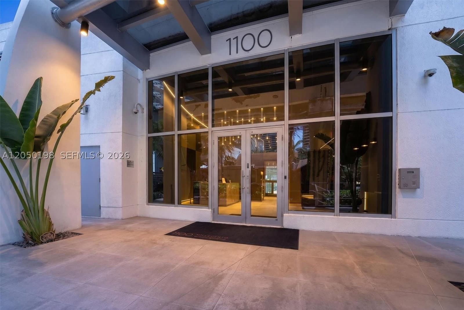 2-bedroom Condo — 1100 Miami Ave #3707, Miami, FL 33130