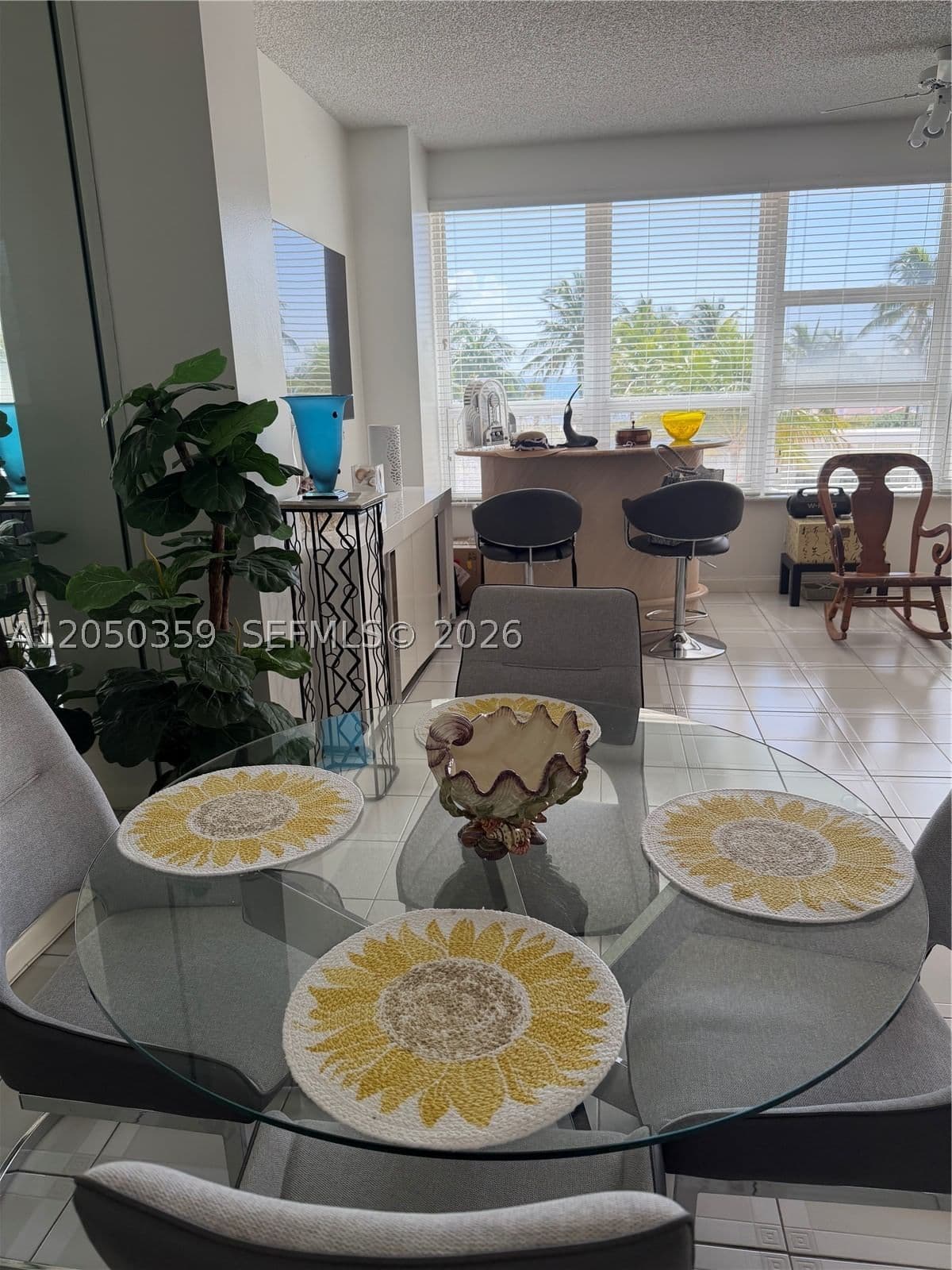 Condo — 4925 Collins Ave #2D, Miami Beach, FL 33140