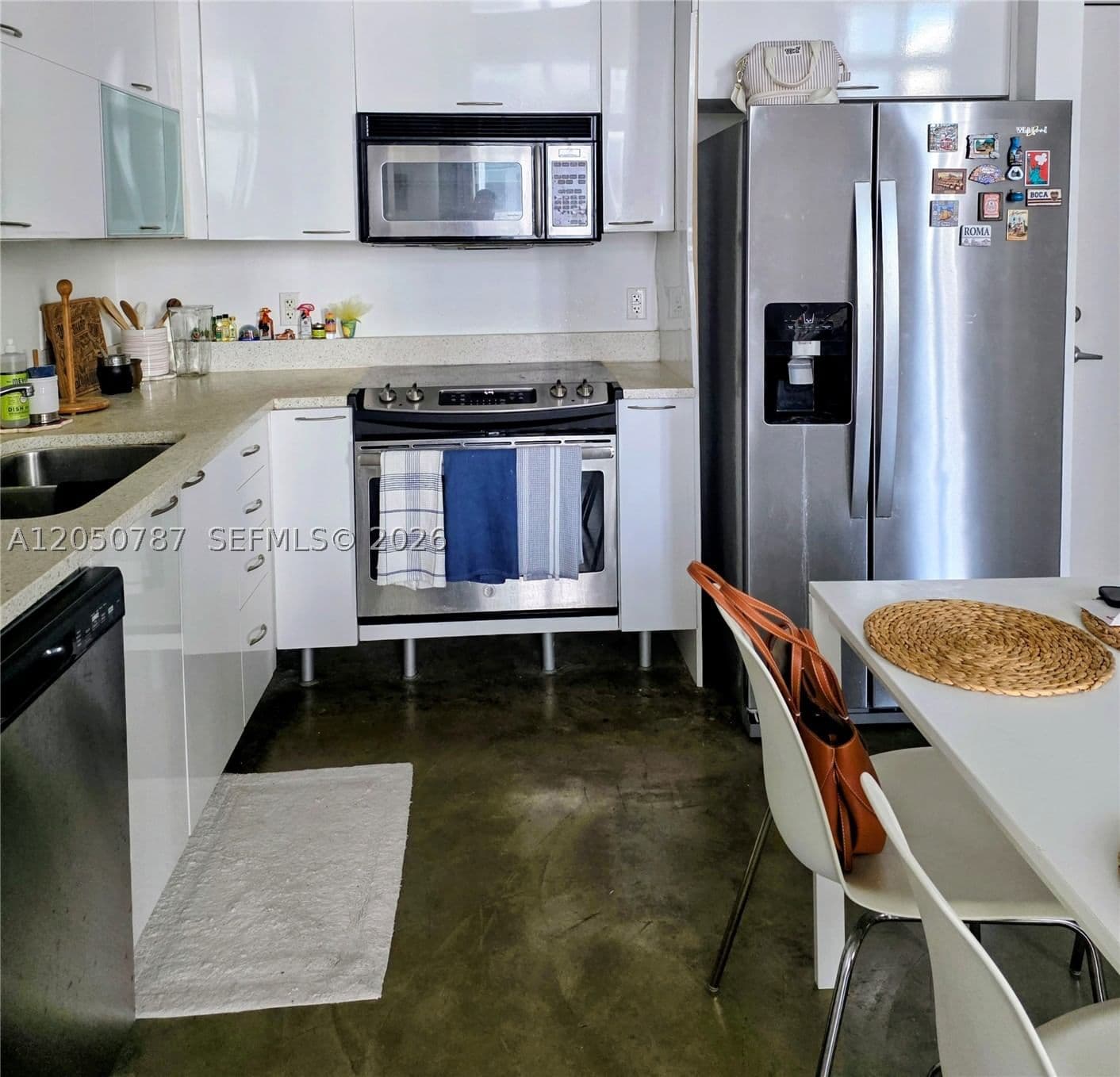 1+1 Condo — 234 3rd St #UPH09, Miami, FL 33132