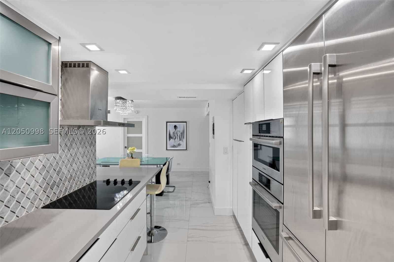 2+1 Condo — 6039 Collins Ave #1624, Miami Beach, FL 33140